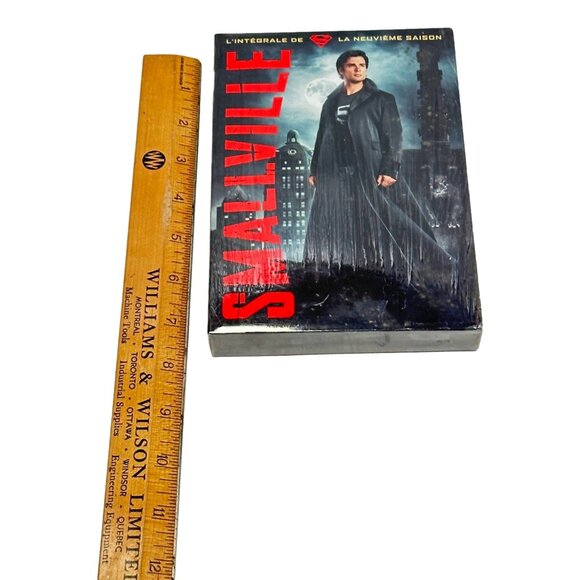Smallville DVD Boxset 9th Season Francais French New Sealed Region US Canada - Picture 4 of 4